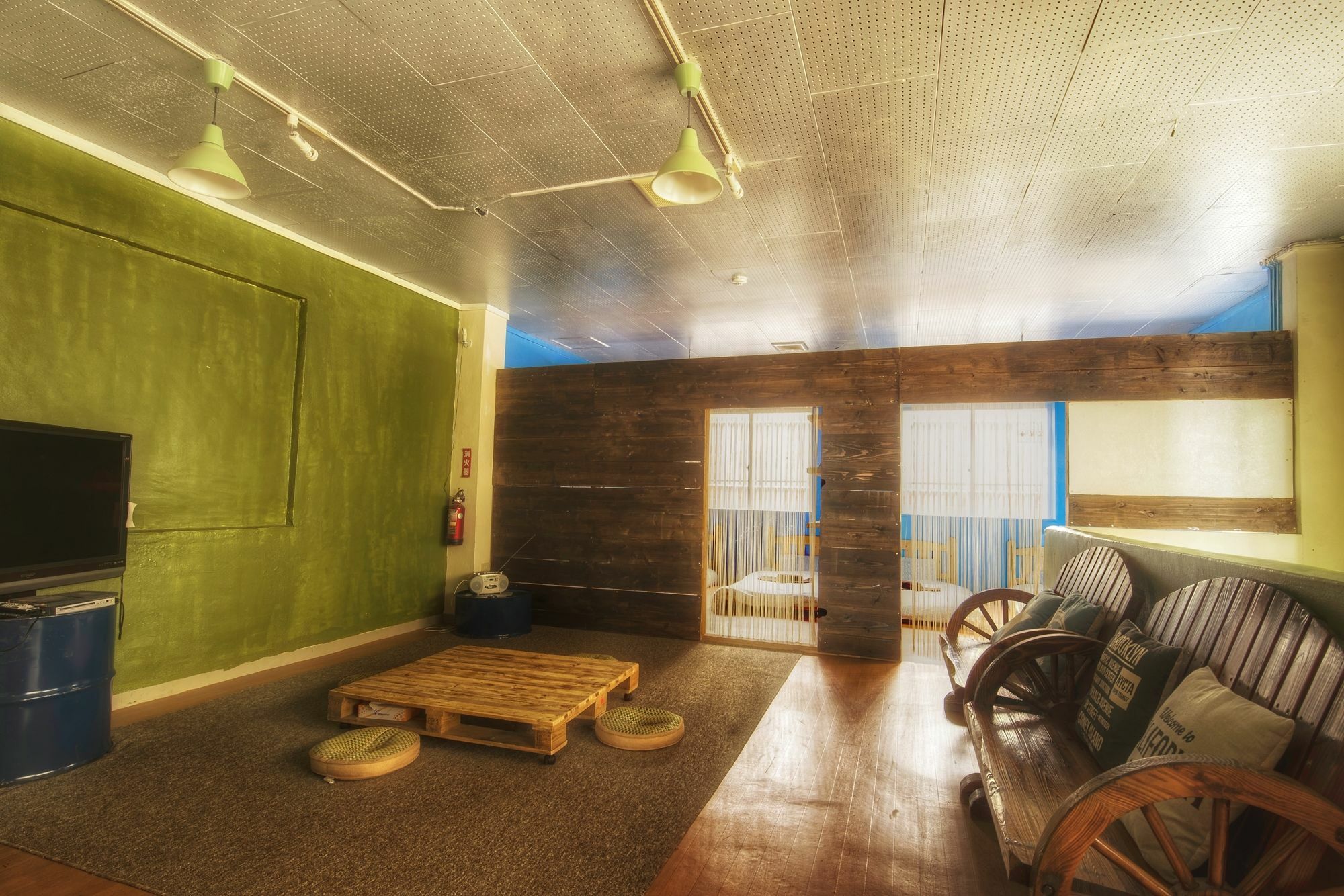 Albergue Next Tainment Naha Exterior foto